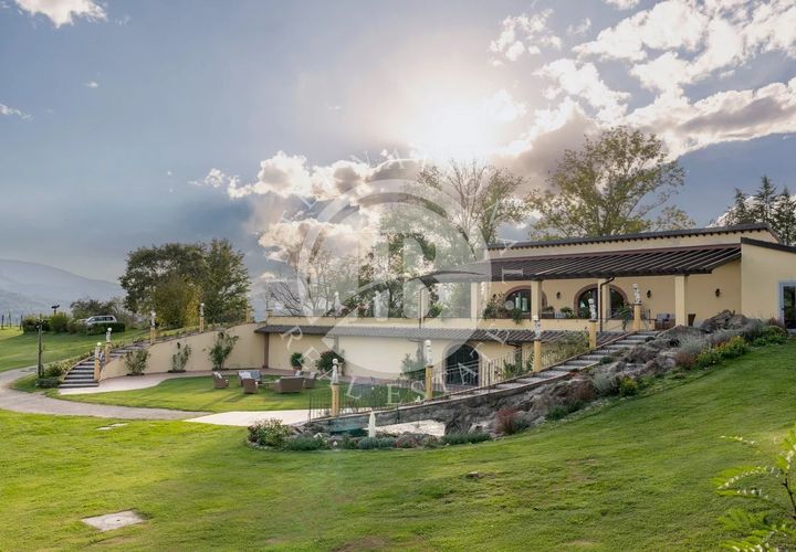Landejendom i Vicchio, Florence, Vicchio - € 3.500.000 | Ref: IB 808 - foto 1