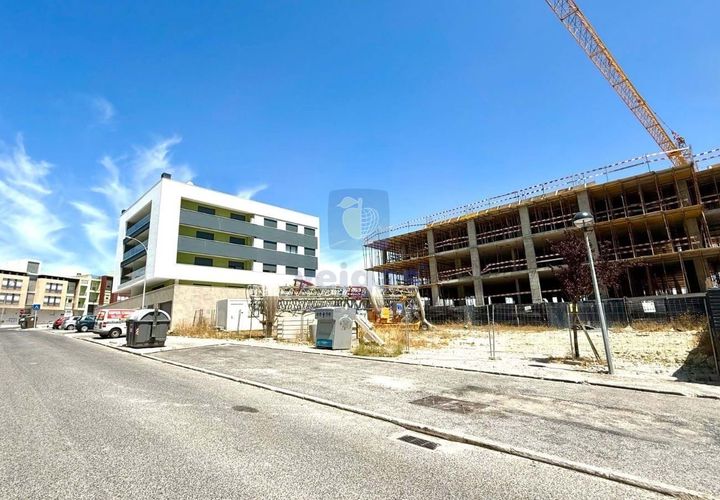 Erhvervsejendom i Camarate, Lisbon, Camarate - € 194.500 | Ref: ALVER-216720 - foto 1