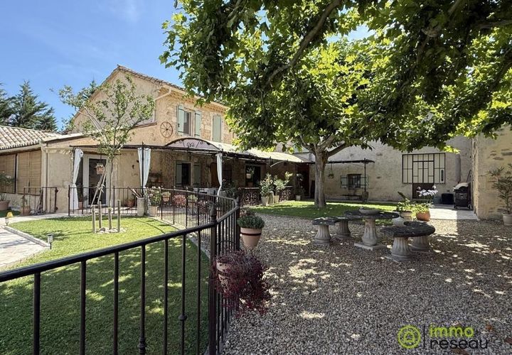 Villa a Montfavet, Vaucluse, Montfavet - € 990.000 | Ref: 3011443637 - foto 1