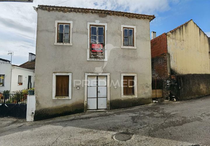 Byhus i Alcanena, Santarem, Alcanena - € 35.000 | Ref: 035120 - foto 1