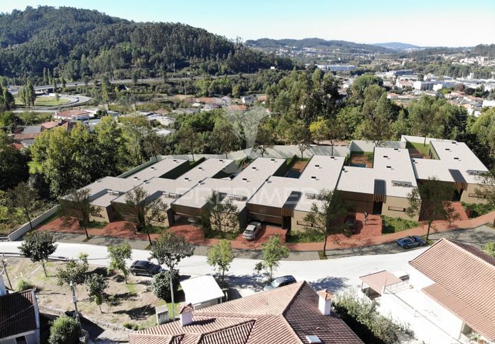 Byhus i Braga, Braga, Braga - € 650.000 | Ref: 046577 - foto 1