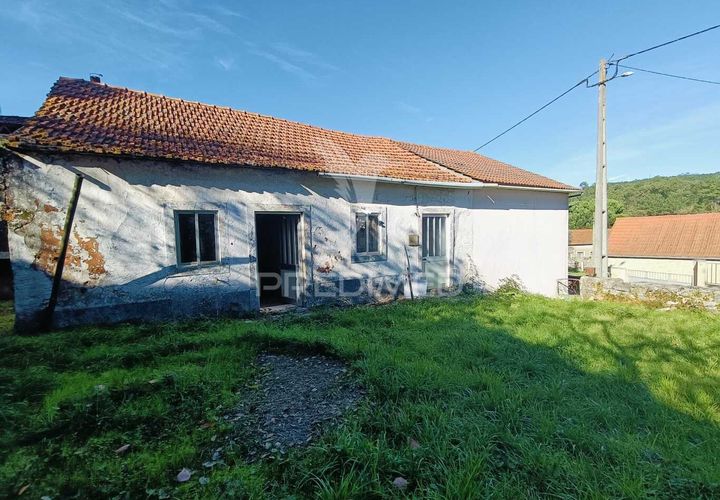 Byhus i Batalha, Leiria, Batalha - € 80.000 | Ref: 049582 - foto 1
