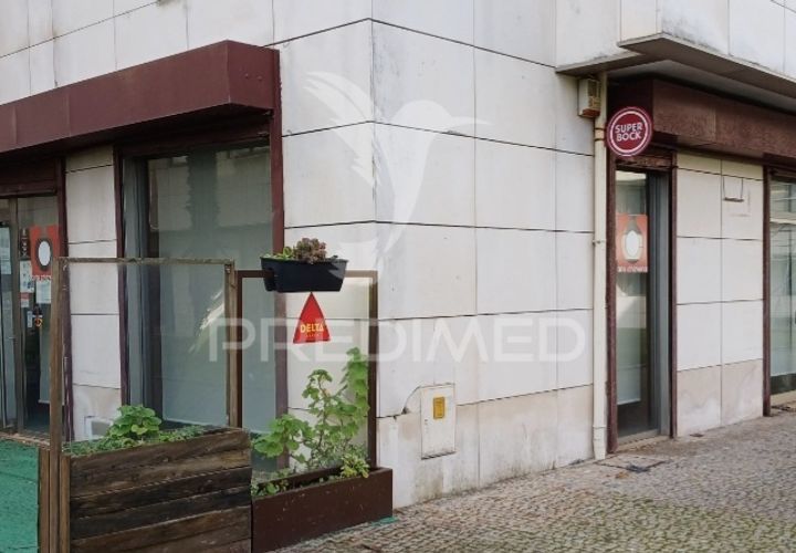 Erhvervsejendom i Ovar, Aveiro, Ovar - € 240.000 | Ref: 051299 - foto 1