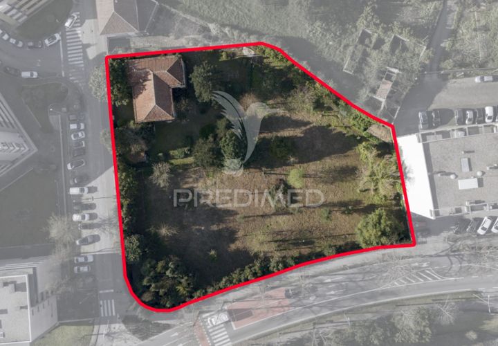 Helårsgrund i Guimaraes, Braga, Guimaraes - € 3.250.000 | Ref: 051332 - foto 1