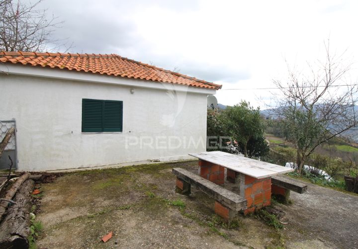 Farm hus i Resende, Viseu, Resende - € 250.000 | Ref: 051509 - foto 1
