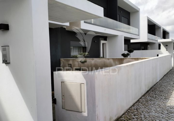 Byhus i Entroncamento, Santarem, Entroncamento - € 425.000 | Ref: 051745 - foto 1