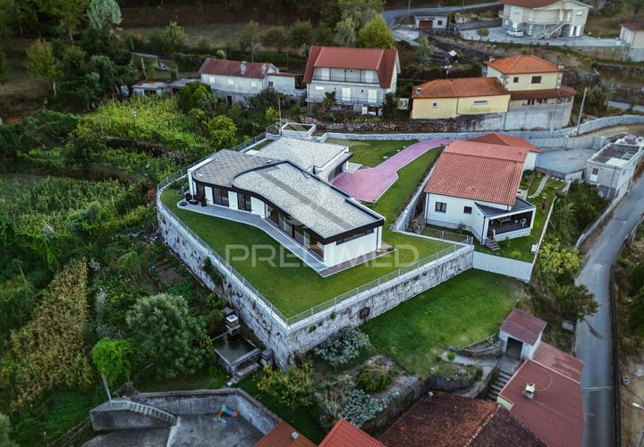 Byhus i Terras de Bouro, Braga, Terras de Bouro - € 749.000 | Ref: 055070 - foto 1