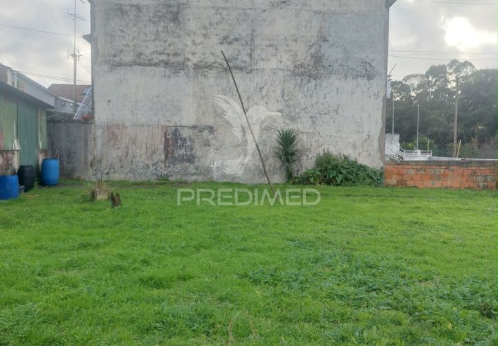 Helårsgrund i Maia, Porto, Maia - € 180.000 | Ref: 058566 - foto 1
