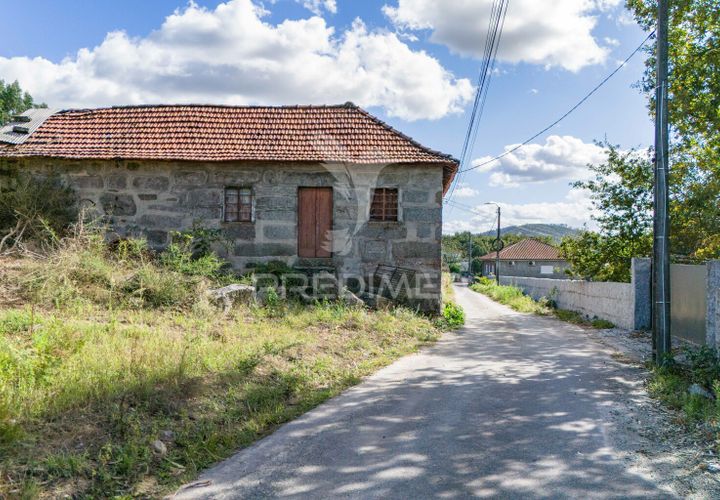 Landejendom i Guimaraes, Braga, Guimaraes - € 275.000 | Ref: 047742 - foto 1