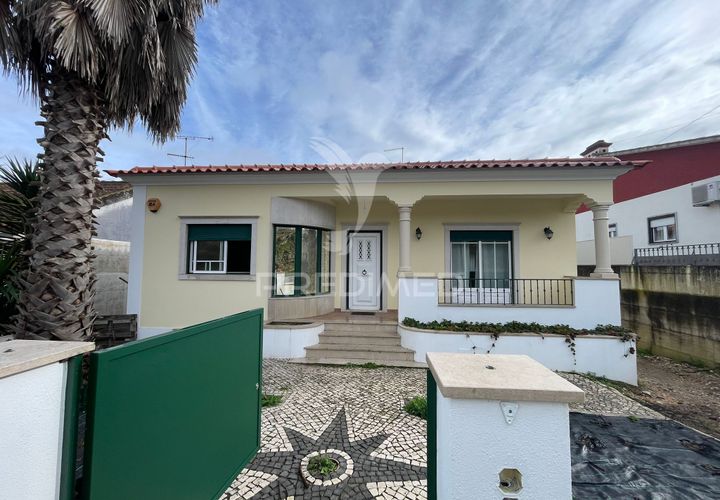 Byhus i Tomar, Santarem, Tomar - € 335.000 | Ref: 058178 - foto 1