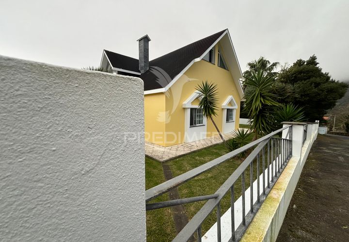 Byhus i Velas, Sao Jorge, Velas - € 750.000 | Ref: 043669 - foto 1