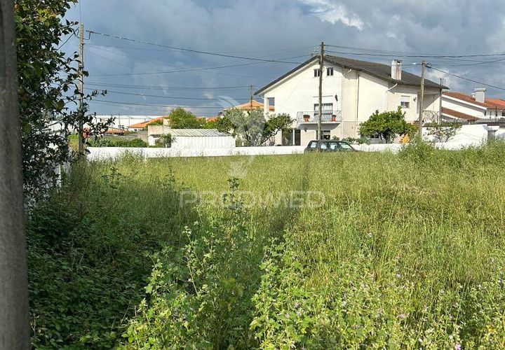 Helårsgrund i Aveiro, Aveiro, Aveiro - € 102.900 | Ref: 052536 - foto 1