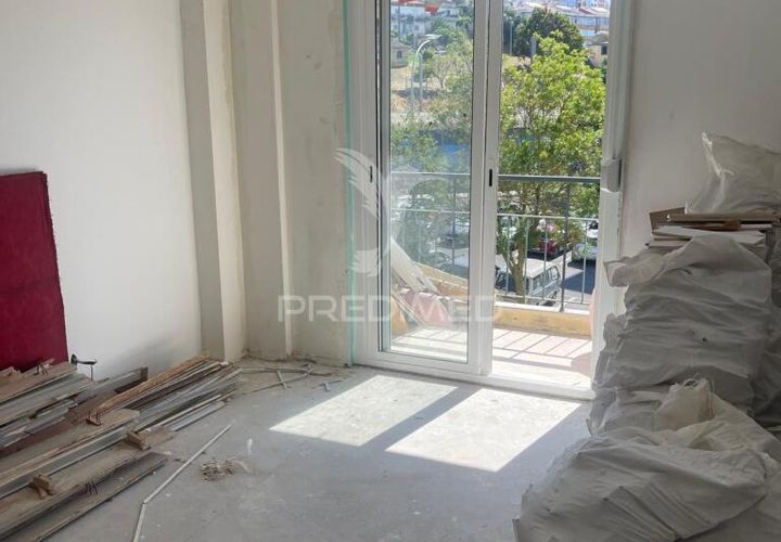 Lejlighed i Amadora, Lisbon, Amadora - € 349.000 | Ref: 054008 - foto 1