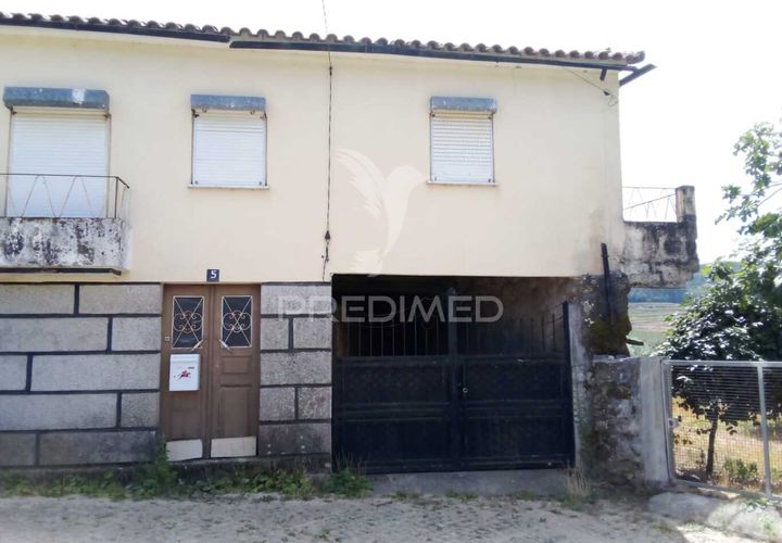 Byhus i Penalva do Castelo, Viseu, Penalva do Castelo - € 79.500 | Ref: 056054 - foto 1