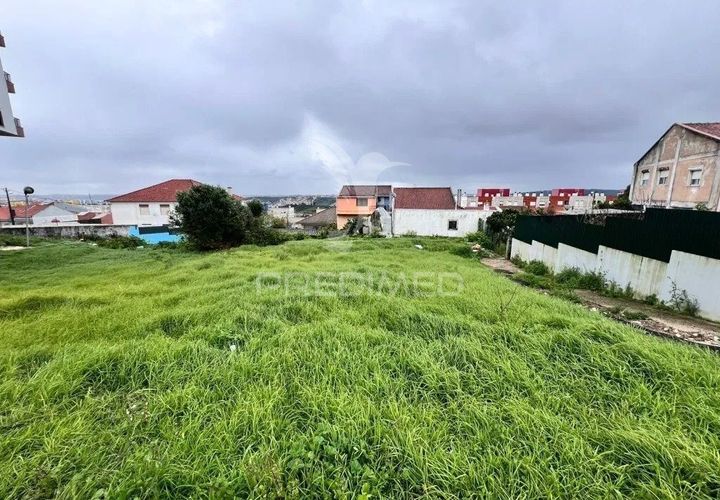 Helårsgrund i Amadora, Lisbon, Amadora - € 85.000 | Ref: 057100 - foto 1