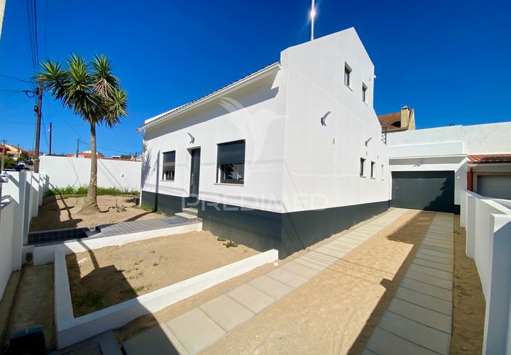 Byhus i Almada, Setubal, Almada - € 595.000 | Ref: 044669 - foto 1