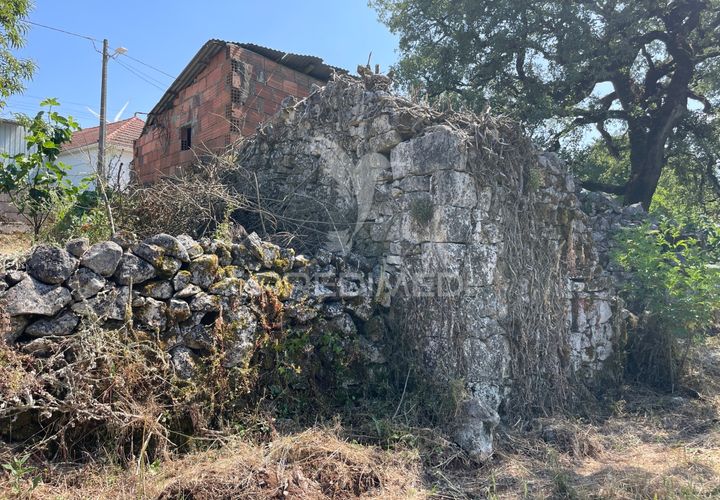 Byhus i Batalha, Leiria, Batalha - € 37.000 | Ref: 045208 - foto 1