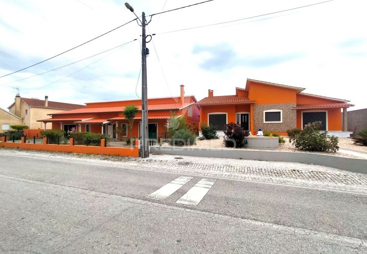 Byhus i Pombal, Leiria, Pombal - € 300.000 | Ref: 045477 - foto 1