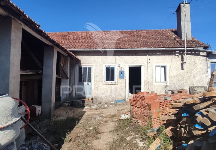 Byhus i Batalha, Leiria, Batalha - € 120.000 | Ref: 047242 - foto 1
