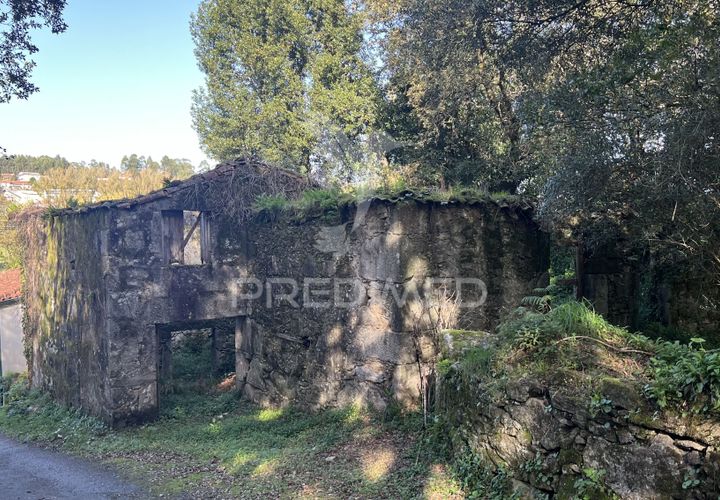 Ruinere i Vila Verde, Braga, Vila Verde - € 100.000 | Ref: 048669 - foto 1