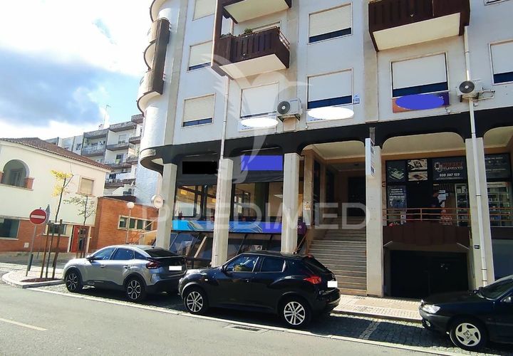 Erhvervsejendom i Ourem, Santarem, Ourem - € 30.000 | Ref: 050638 - foto 1