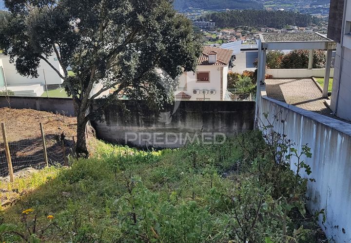 Helårsgrund i Guimaraes, Braga, Guimaraes - € 45.000 | Ref: 050983 - foto 1