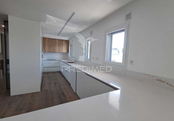 Lejlighed i Almada, Setubal, Almada - € 800.000 | Ref: 053188 - foto 1