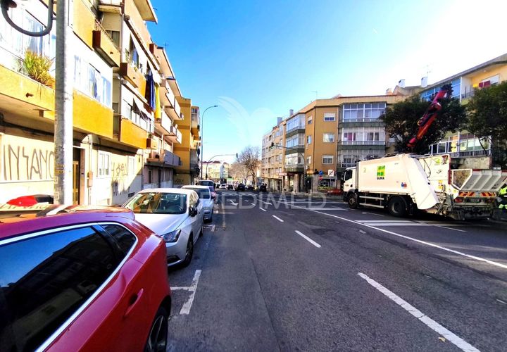 Lejlighed i Amadora, Lisbon, Amadora - € 349.000 | Ref: 057581 - foto 1