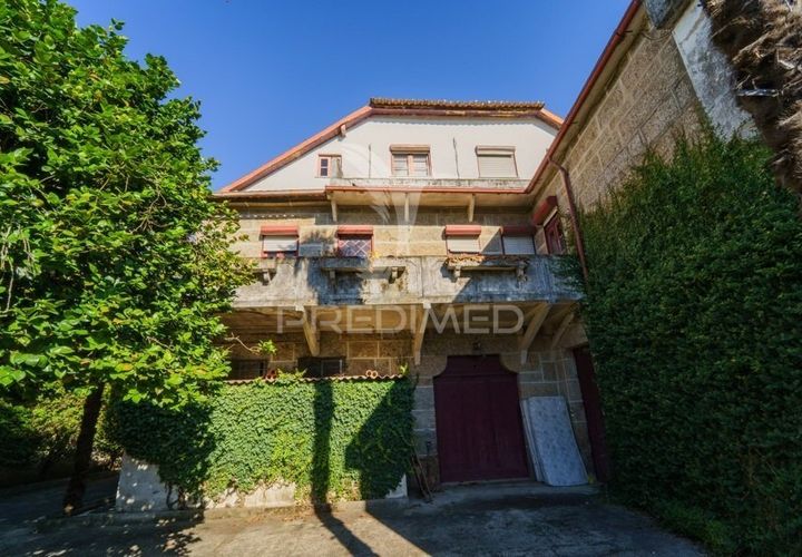 Byhus i Guimaraes, Braga, Guimaraes - € 850.000 | Ref: 059233 - foto 1
