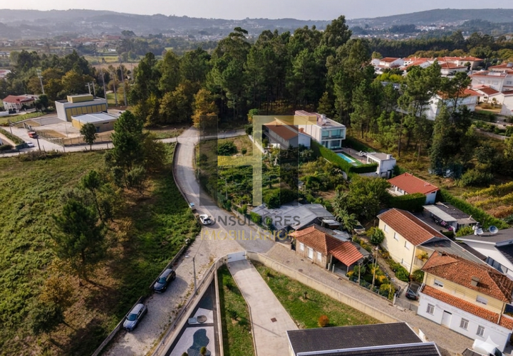 Villa i Penafiel, Porto, Penafiel - € 100.000 | Ref: SR0051 - foto 1