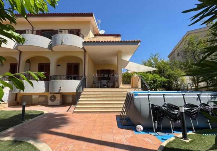 Villa i Modica, Ragusa, Modica - € 700.000 | Ref: L 2118 - foto 1