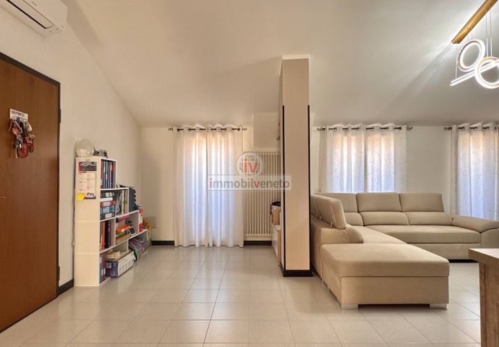Leilighet i Lonigo, Vicenza, Lonigo - € 145 000 | Ref: 855 - foto 1