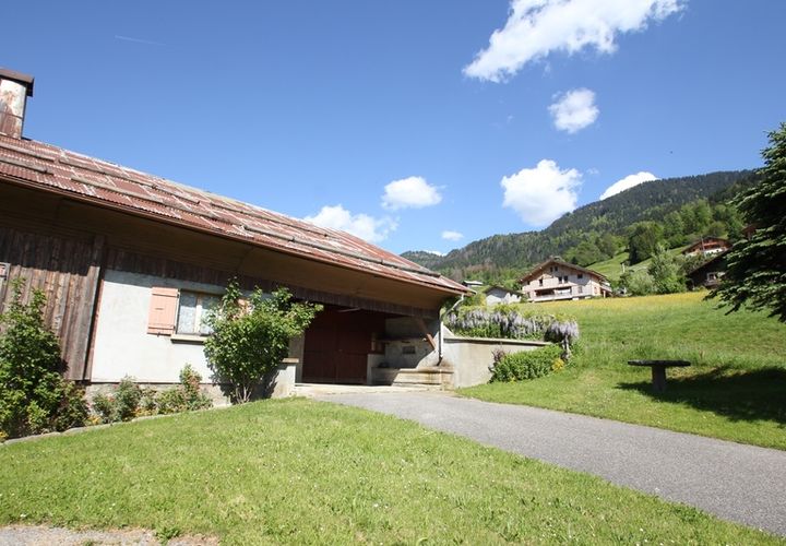 Farm hus i Thônes, Haute-Savoie, Thônes - € 599.950 | Ref: 340939511729 - foto 1