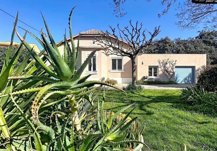 Villa a Les Angles, Gard, Les Angles - € 475.000 | Ref: FR175 - foto 1