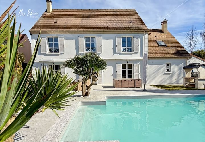 Villa a Claye-Souilly, Seine-et-Marne, Claye-Souilly - € 750.000 | Ref: 340939165411 - foto 1