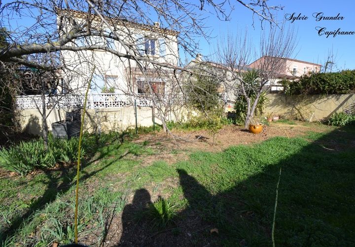 Villa a Entressen, Bouches-du-Rhone, Entressen - € 335.000 | Ref: 340938678356 - foto 1
