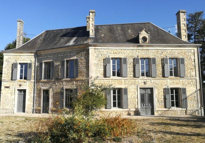 Villa a Salles, Deux-Sevres, Salles - € 415.000 | Ref: 233747A34D4A4ED8 - foto 1