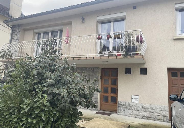 Byhus i Brive-la-Gaillarde, Correze, Brive-la-Gaillarde - € 215.000 | Ref: B47C4FF015E9429D - foto 1