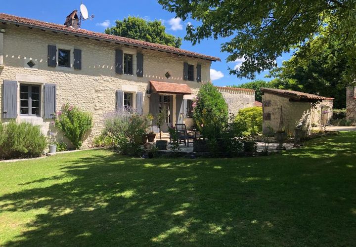 Villa i Verteillac, Dordogne, Verteillac - € 424.000 | Ref: D6CFD931F08545DB - foto 1