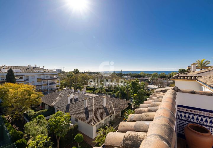 Penthouse i Marbella, Malaga, Marbella - € 1 099 000 | Ref: 221333 - foto 1