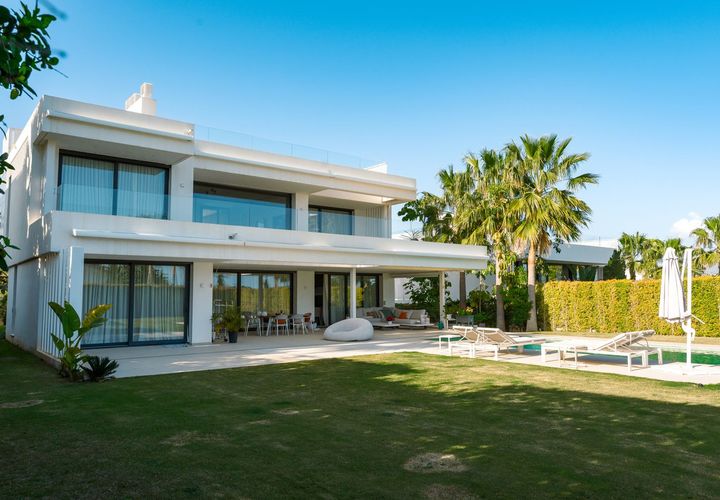 Villa a Cancelada, Malaga, Cancelada - € 11.000/mes | Ref: R5351596 - foto 1