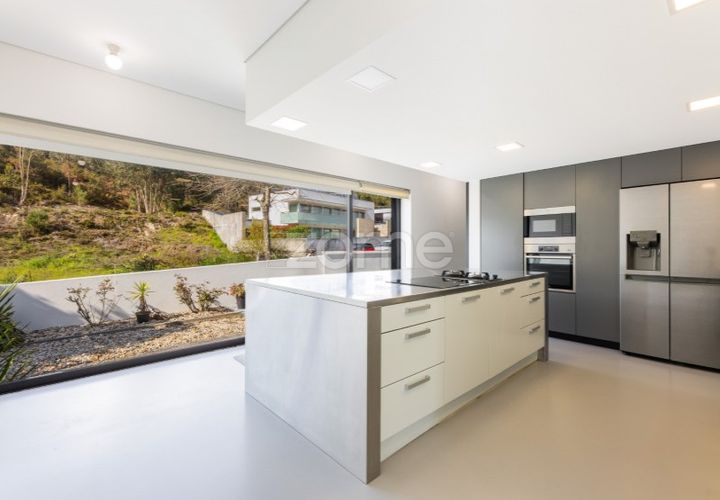 Villa - Braga, Braga, Braga - € 650 000 | Réf : ZMPT587118 - photo 1