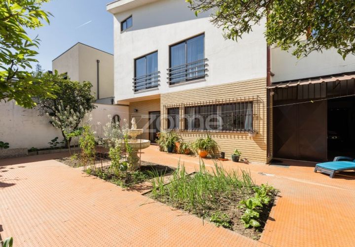 Villa i Braga, Braga, Braga - € 575.000 | Ref: ZMPT587027 - foto 1