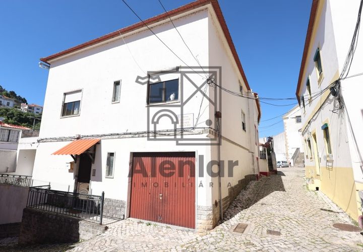 Villa i Alenquer, Lisbon, Alenquer - € 325.000 | Ref: CAS_179 - foto 1