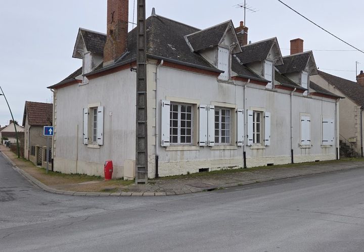 Villa a Thiel-sur-Acolin, Allier, Thiel-sur-Acolin - € 127.000 | Ref: 830036879438 - foto 1