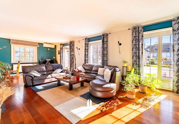 Villa a Strasbourg, Bas-Rhin, Strasbourg - € 1.260.000 | Ref: T66633-IMMOVAL - foto 1