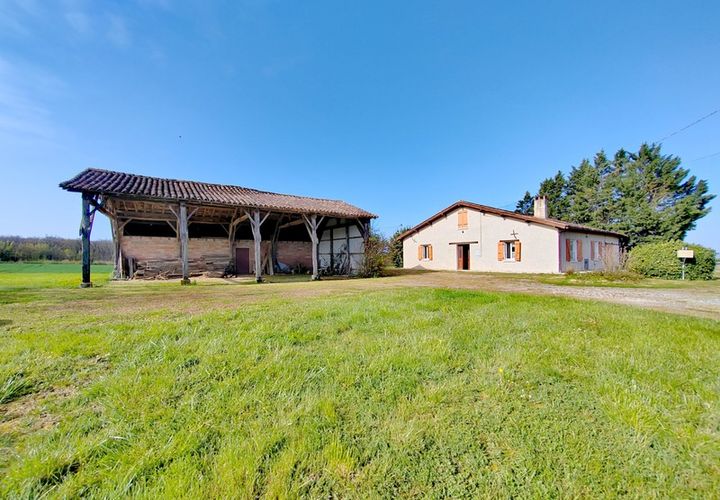 Villa a Auch, Gers, Auch - € 155.000 | Ref: 830031912423 - foto 1