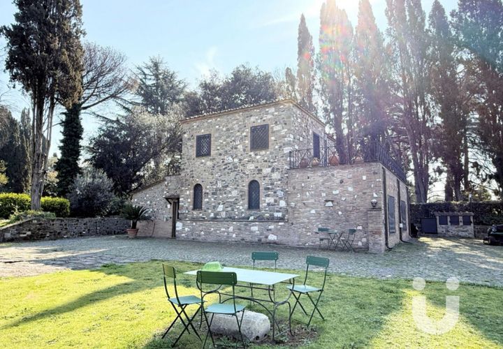 Villa i Rome, Rome, Rome - € 1.600.000 | Ref: IC791 - foto 1