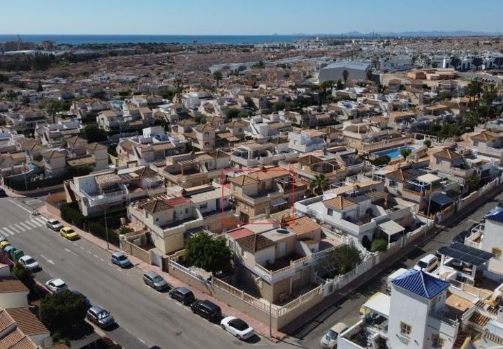 Duplex i Torrevieja, Alicante, Torrevieja - € 198.995 | Ref: MLSC8241850 - foto 1