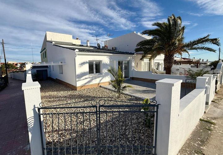 Rækkehus i Rojales, Alicante, Rojales - € 249.000 | Ref: MLSC717465 - foto 1